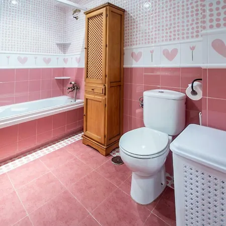 Apartmán Paseo Maritimo 27 *